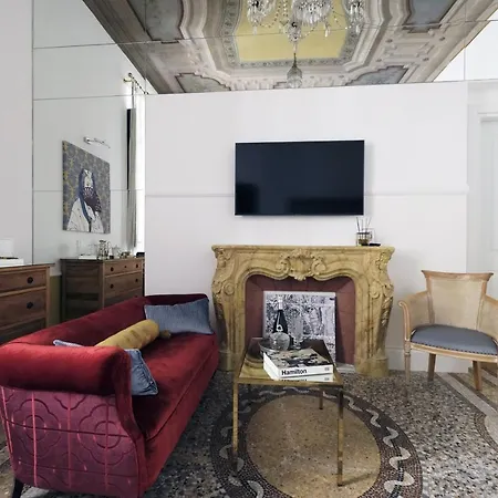 Konukevi Nobildonne Relais 4*